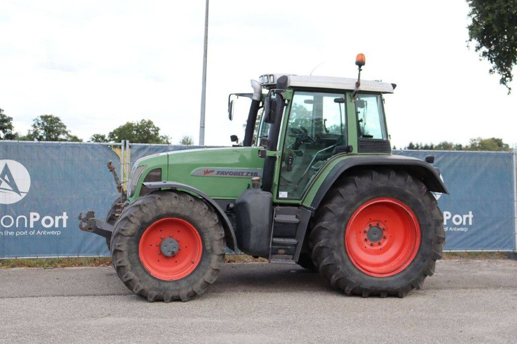 Traktor Fendt Vario Favorit 716 Diesel 121kW