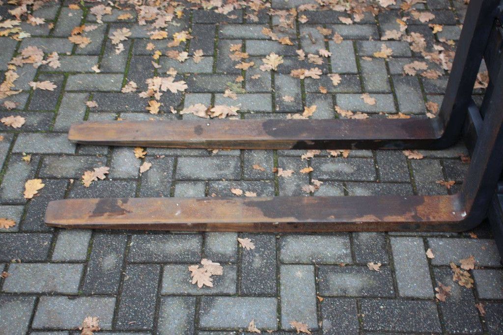 Forklift Linde E16-02 Electric 1600kg 4.0m 2017