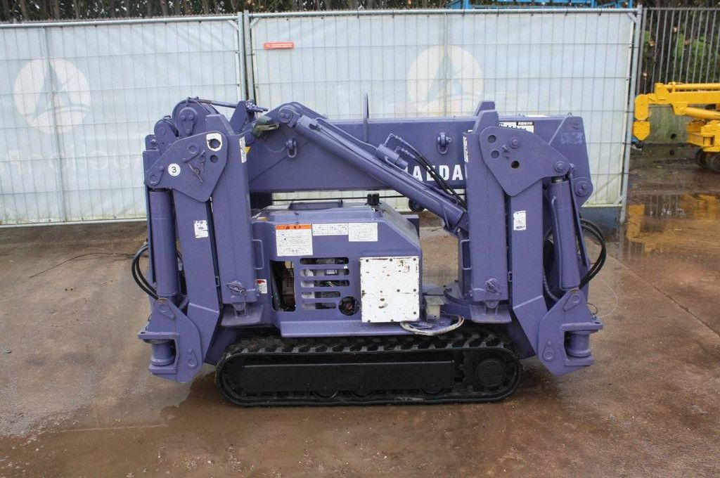 Maeda MC-205 Diesel Crane 2500kg 7m 2013