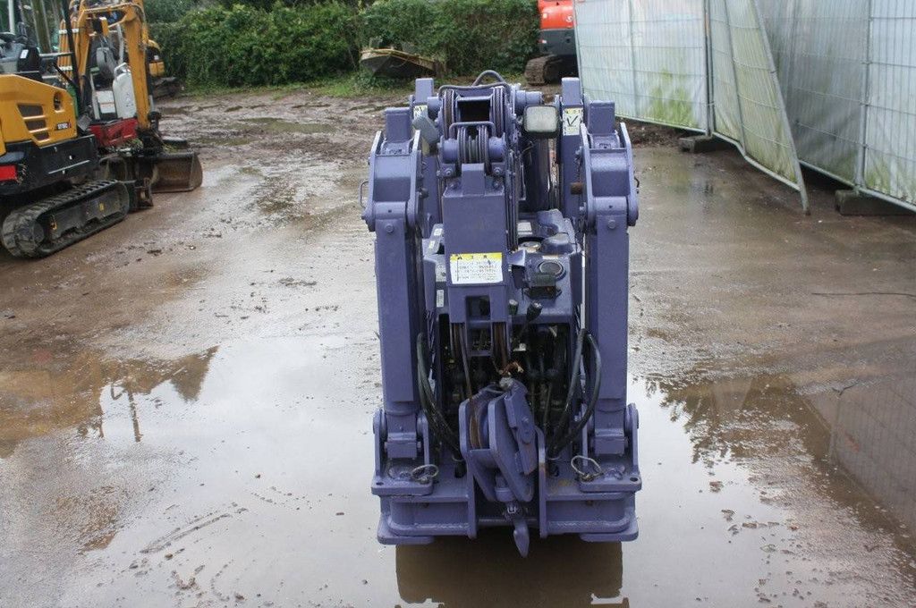 Maeda MC-205 Diesel Crane 2500kg 7m 2013