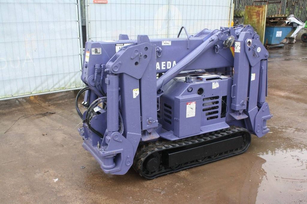 Maeda MC-205 Diesel Crane 2500kg 7m 2013