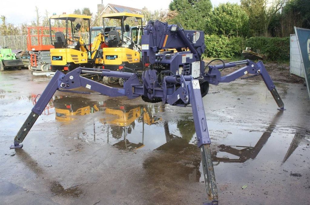 Maeda MC-205 Diesel Crane 2500kg 7m 2013