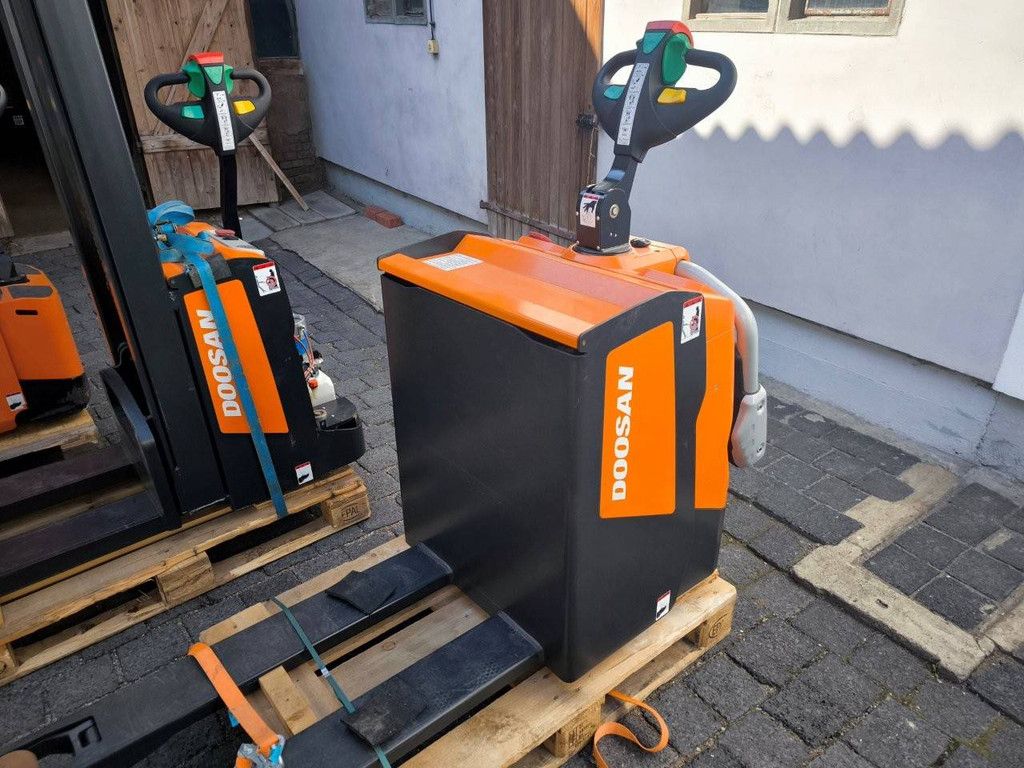 Doosan BPR208-7 EPS Elektro-Hubwagen 2022 Neu