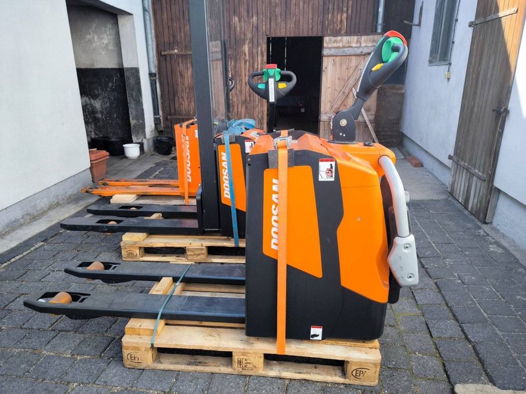 Doosan BPR208-7 EPS Elektro-Hubwagen 2022 Neu