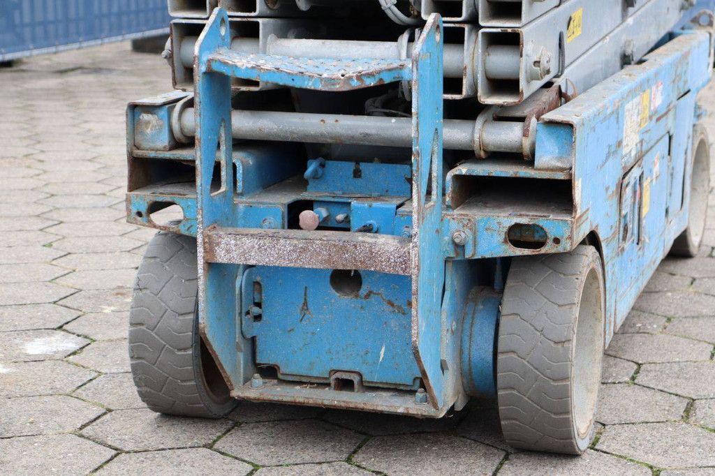 Scissor lift Genie GS-2032 Electric 8.13m