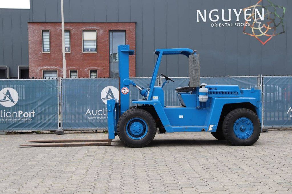 Forklift Clark DCY 160 Diesel 7258kg 5.33m