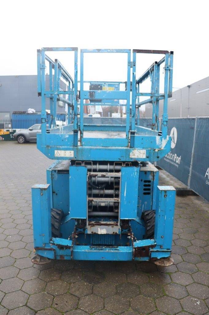 Scissor lift Genie GS-4069 RT Diesel 14.12m