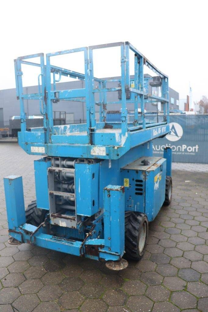 Scissor lift Genie GS-4069 RT Diesel 14.12m