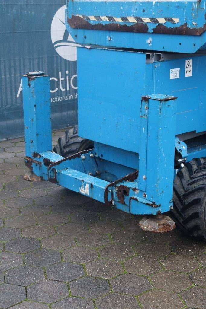 Scissor lift Genie GS-4069 RT Diesel 14.12m