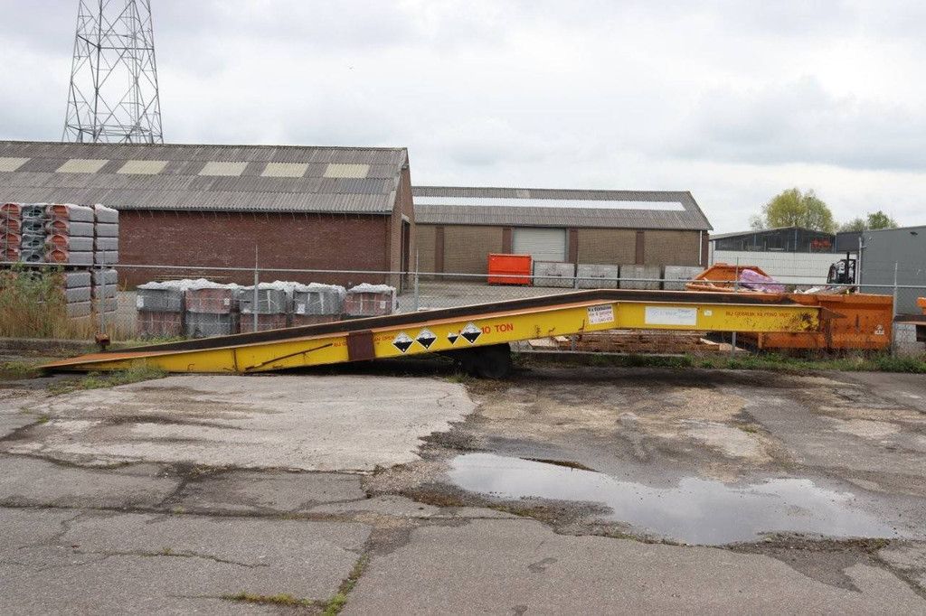 Auffahrtrampe Houcon 1013 1999