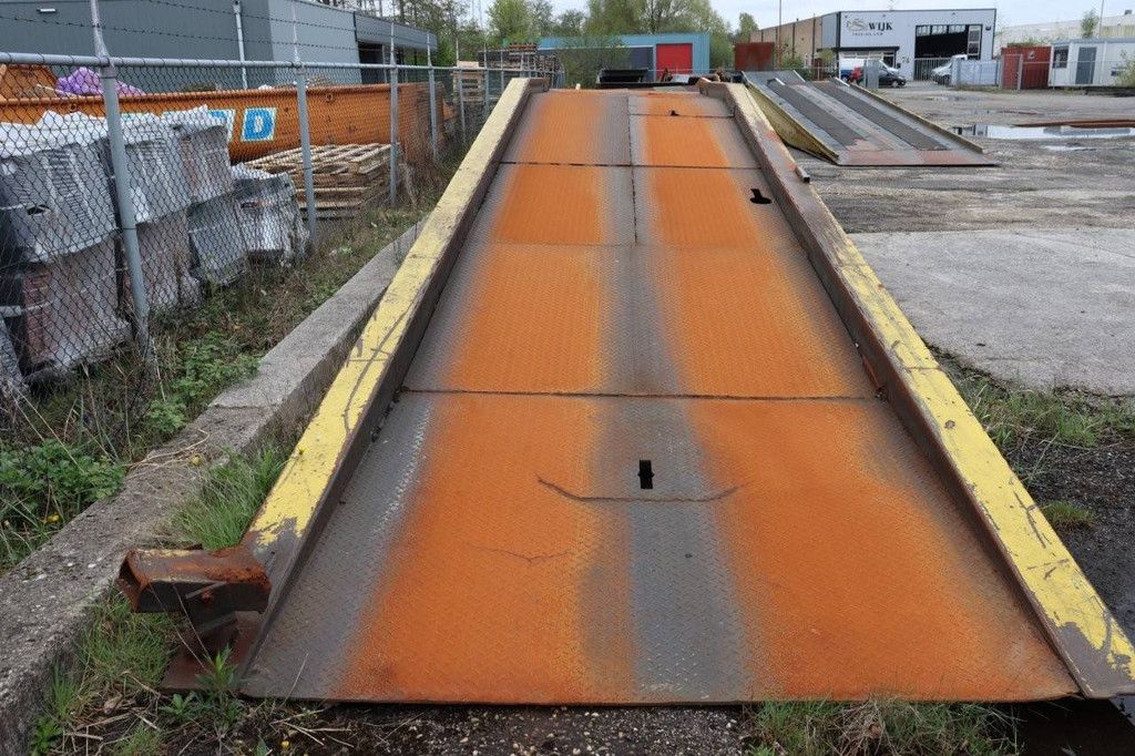 Auffahrtrampe Houcon 1013 1999