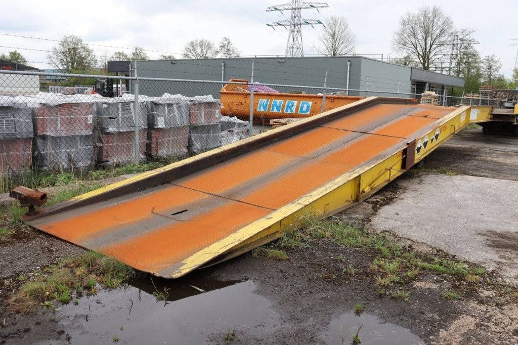 Auffahrtrampe Houcon 1013 1999