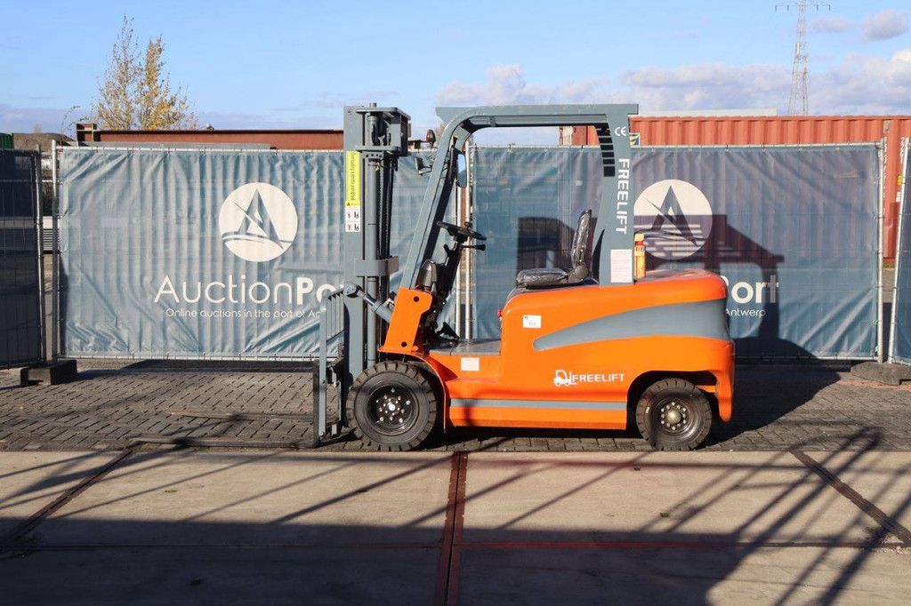 Forklift Freelift CMF20 Electric 2000kg 3.0m 2024