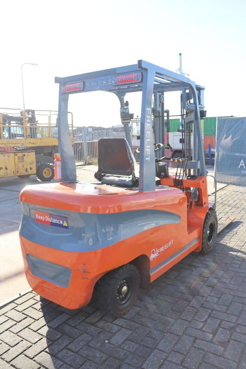 Forklift Freelift CMF20 Electric 2000kg 3.0m 2024