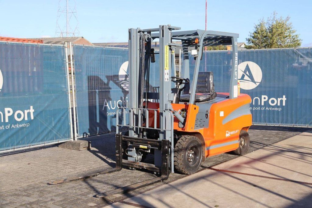 Forklift Freelift CMF20 Electric 2000kg 3.0m 2024