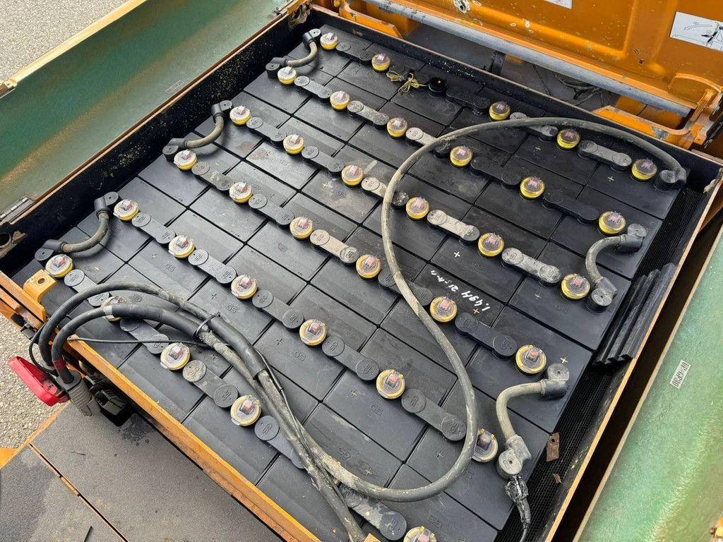 Komatsu FB30EX-8 Elektro-Gabelstapler 1950 kg 3,0 m 2000