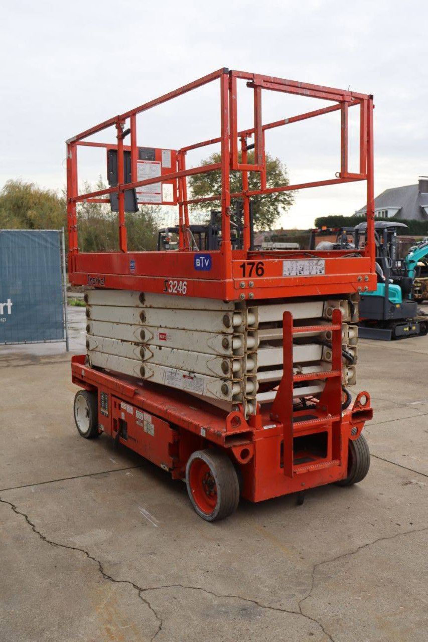 Scherenarbeitsbühne Snorkel S3246 Elektrisch 11,8 m 2005