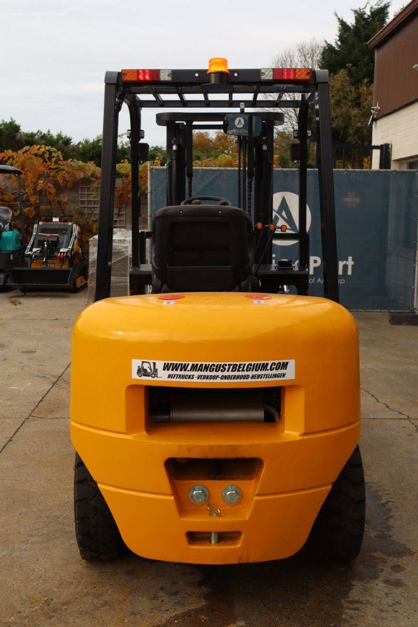 Forklift VMAX CPCD30 Diesel 3000kg 3.0m 2024 New