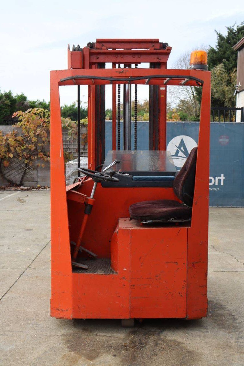 Schubmaststapler BT BTRT 1350/9 Elektrisch 1350 kg 5,7 m 1979