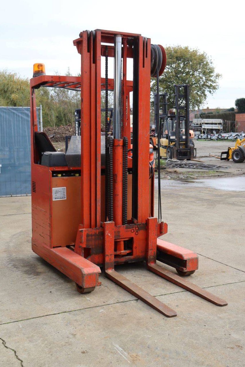 Schubmaststapler BT BTRT 1350/9 Elektrisch 1350 kg 5,7 m 1979