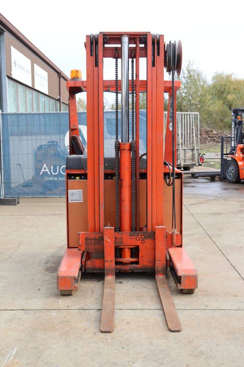 Schubmaststapler BT BTRT 1350/9 Elektrisch 1350 kg 5,7 m 1979