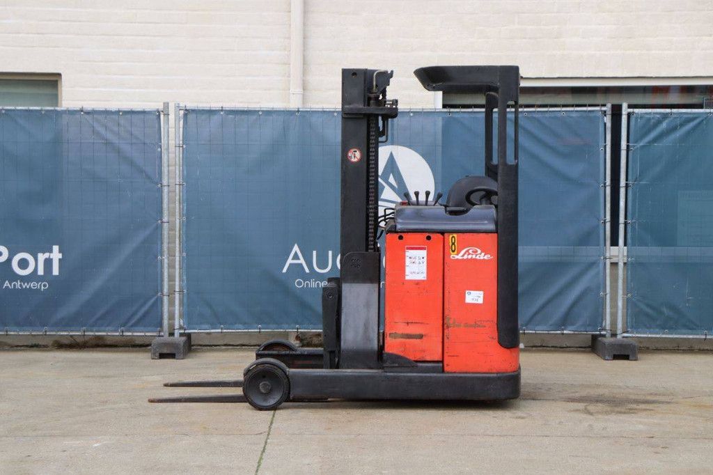 Reach truck Linde R16 Electric 1600kg 4.7m 1997
