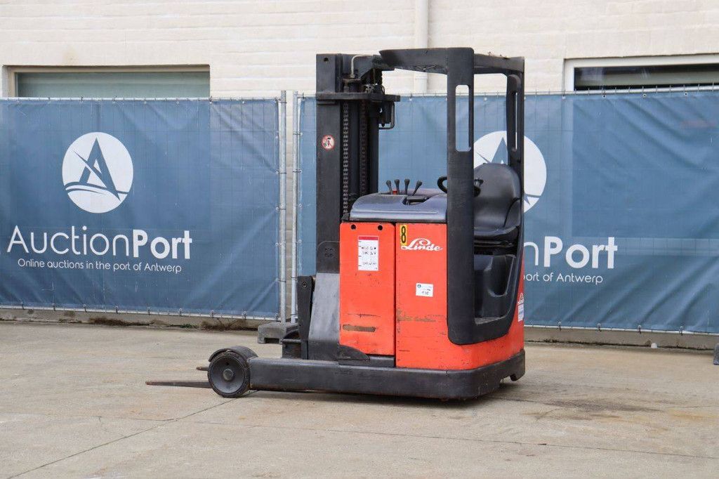 Reach truck Linde R16 Electric 1600kg 4.7m 1997