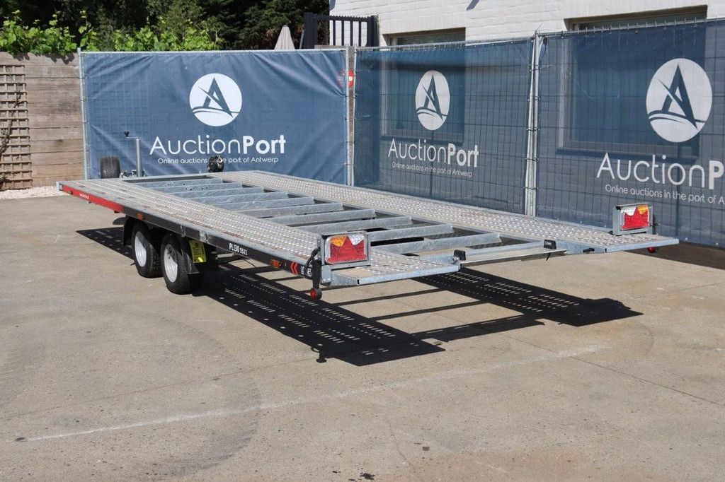 Kippbarer Autotransporter LKW 3000RT Neu