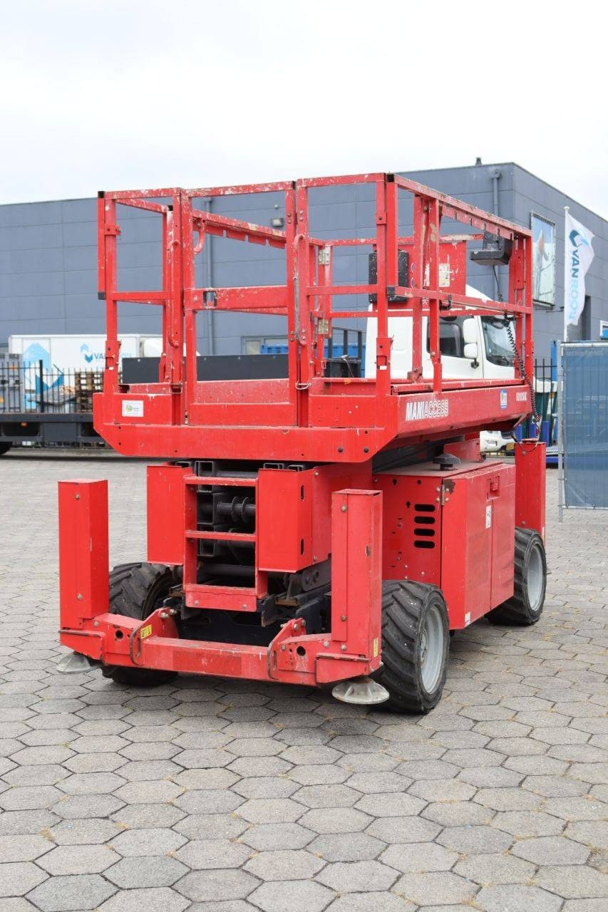 Manitou 120SC-2 Diesel scissor lift 11.96m 2012