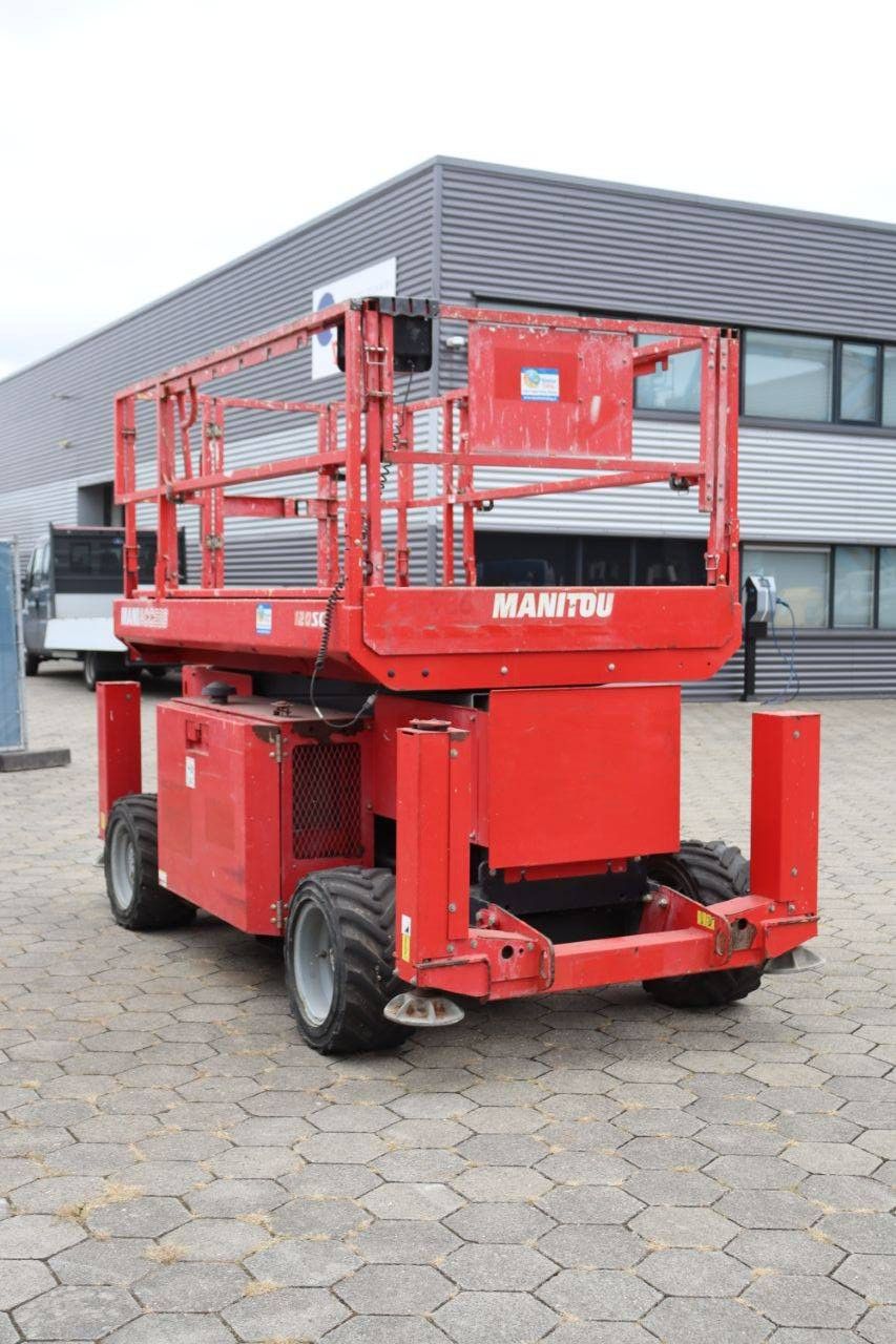 Manitou 120SC-2 Diesel scissor lift 11.96m 2012
