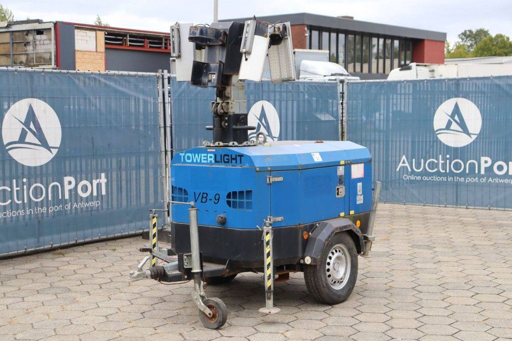Light pole Towerlight VB-9 Petrol 2012