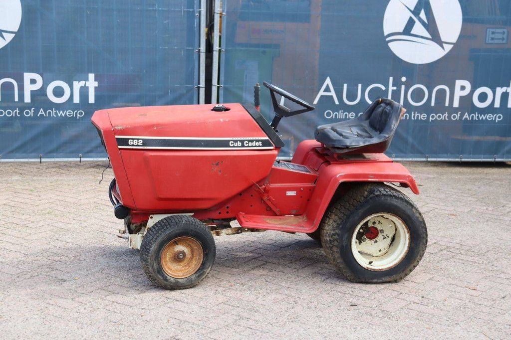 Kleintraktor Cub Cadet 682 Diesel 17 PS