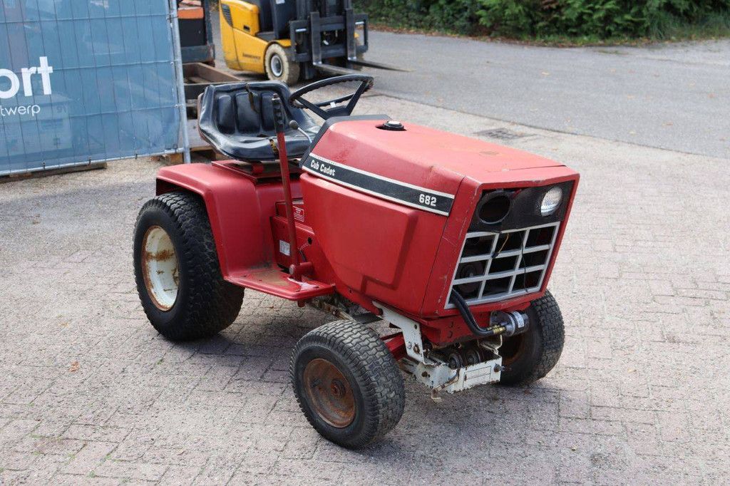 Kleintraktor Cub Cadet 682 Diesel 17 PS