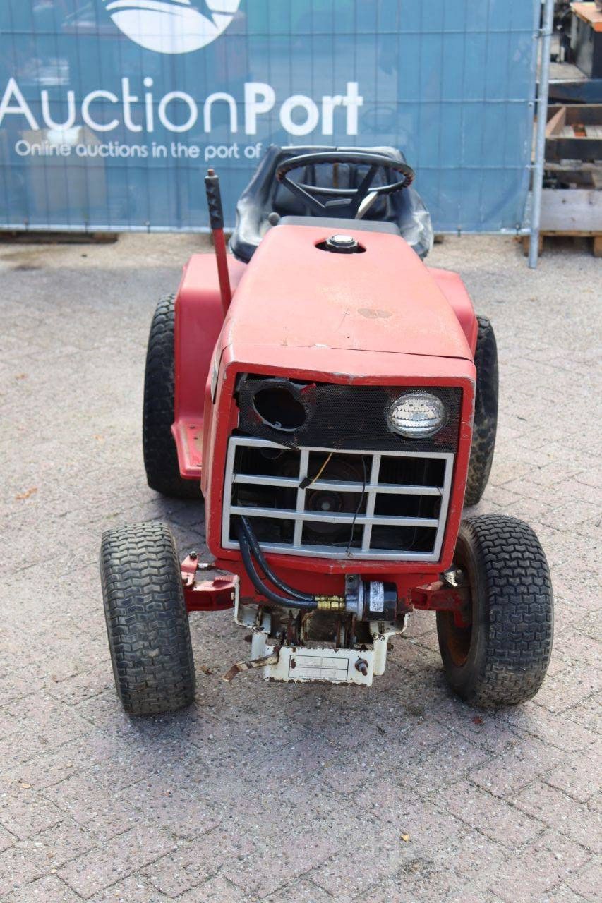 Kleintraktor Cub Cadet 682 Diesel 17 PS