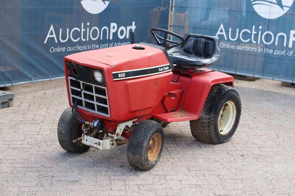 Kleintraktor Cub Cadet 682 Diesel 17 PS