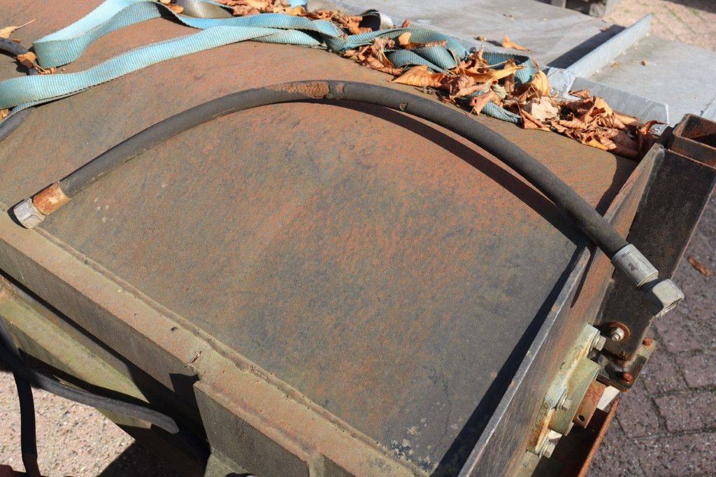 Sweeping brush attachment