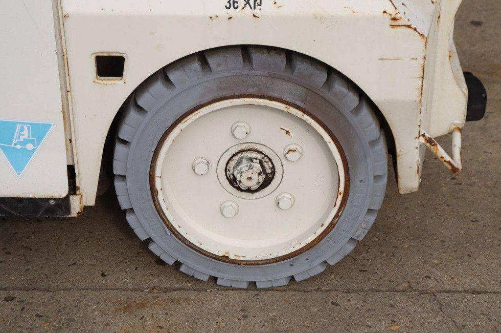 Scissor lift PB S131-12E Electric 13m 2014