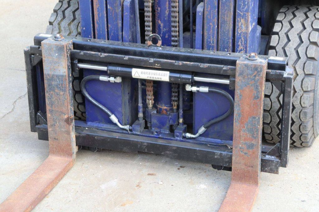 Komatsu F82SFX-8 Elektro-Gabelstapler 4,5 m 2000