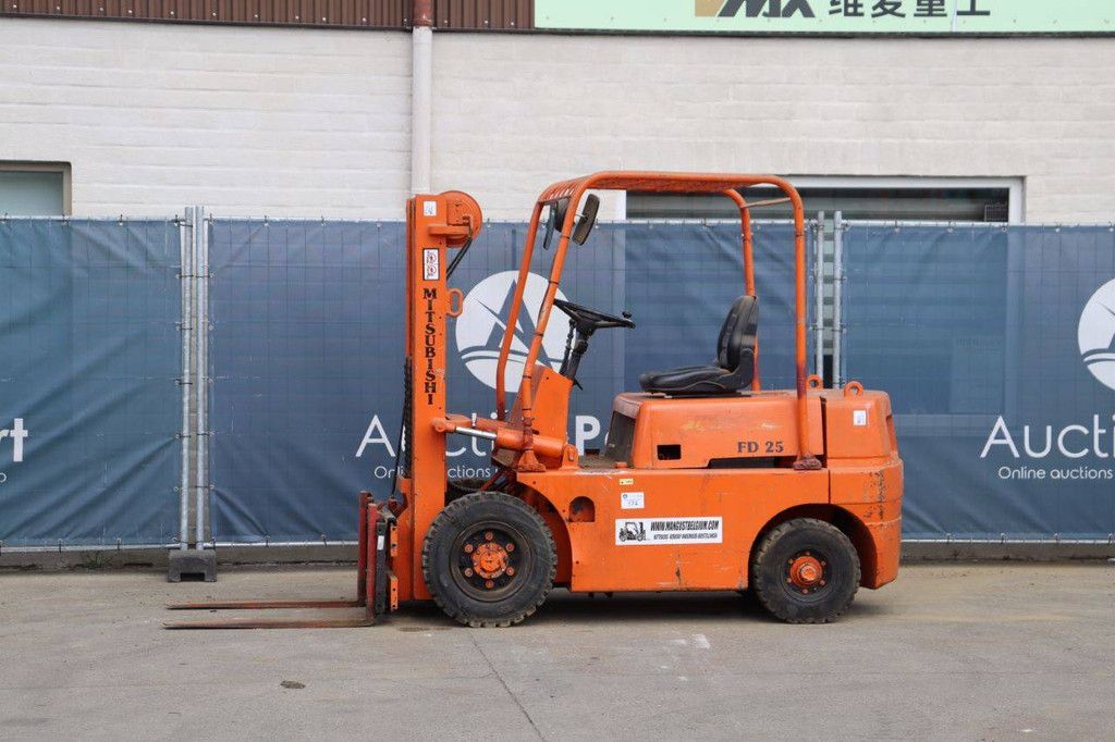 Forklift Mitsubishi FD25 Diesel 2500kg