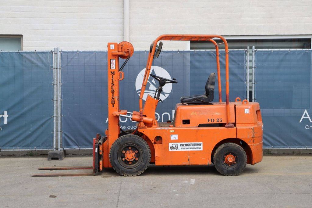 Forklift Mitsubishi FD25 Diesel 2500kg