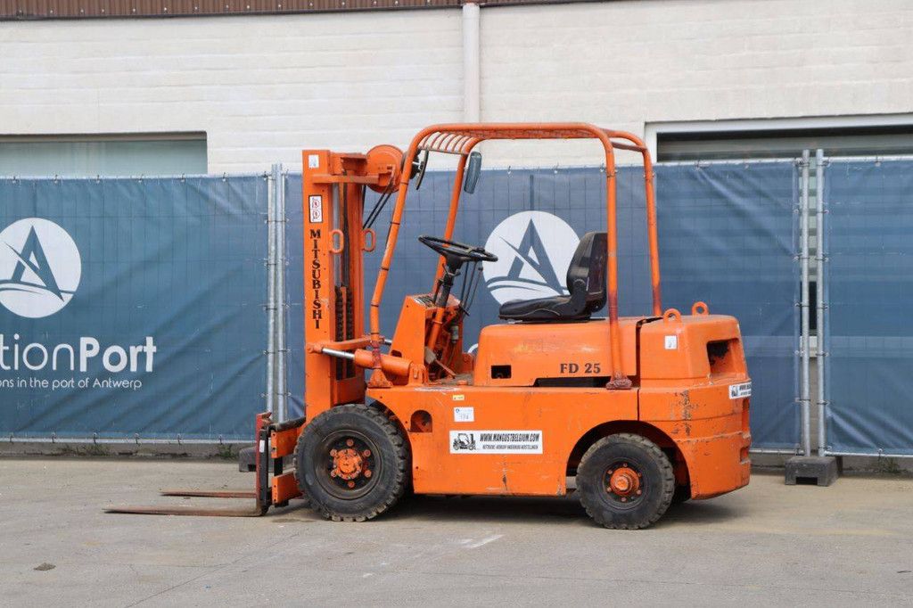 Forklift Mitsubishi FD25 Diesel 2500kg