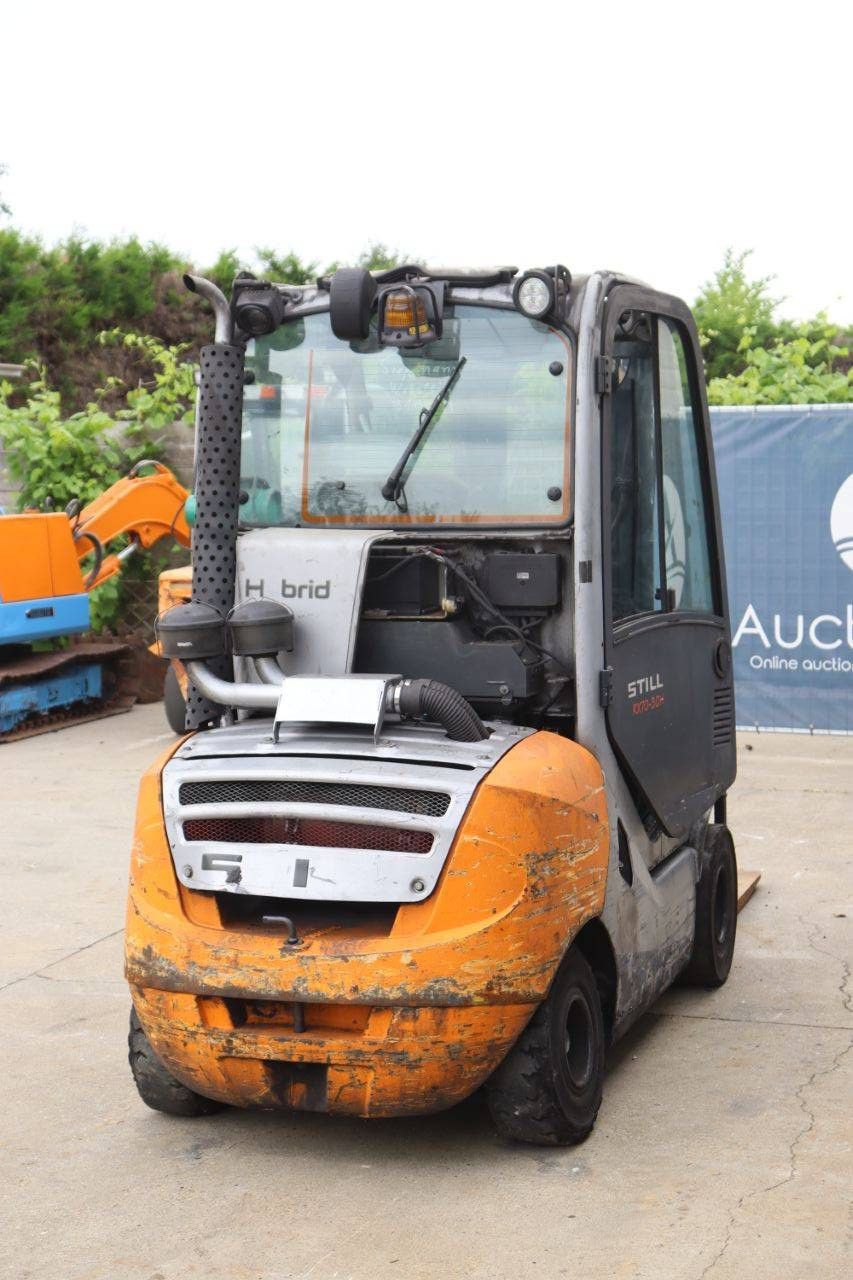 Still RX 70-30 Hybrid-Gabelstapler 3000 kg