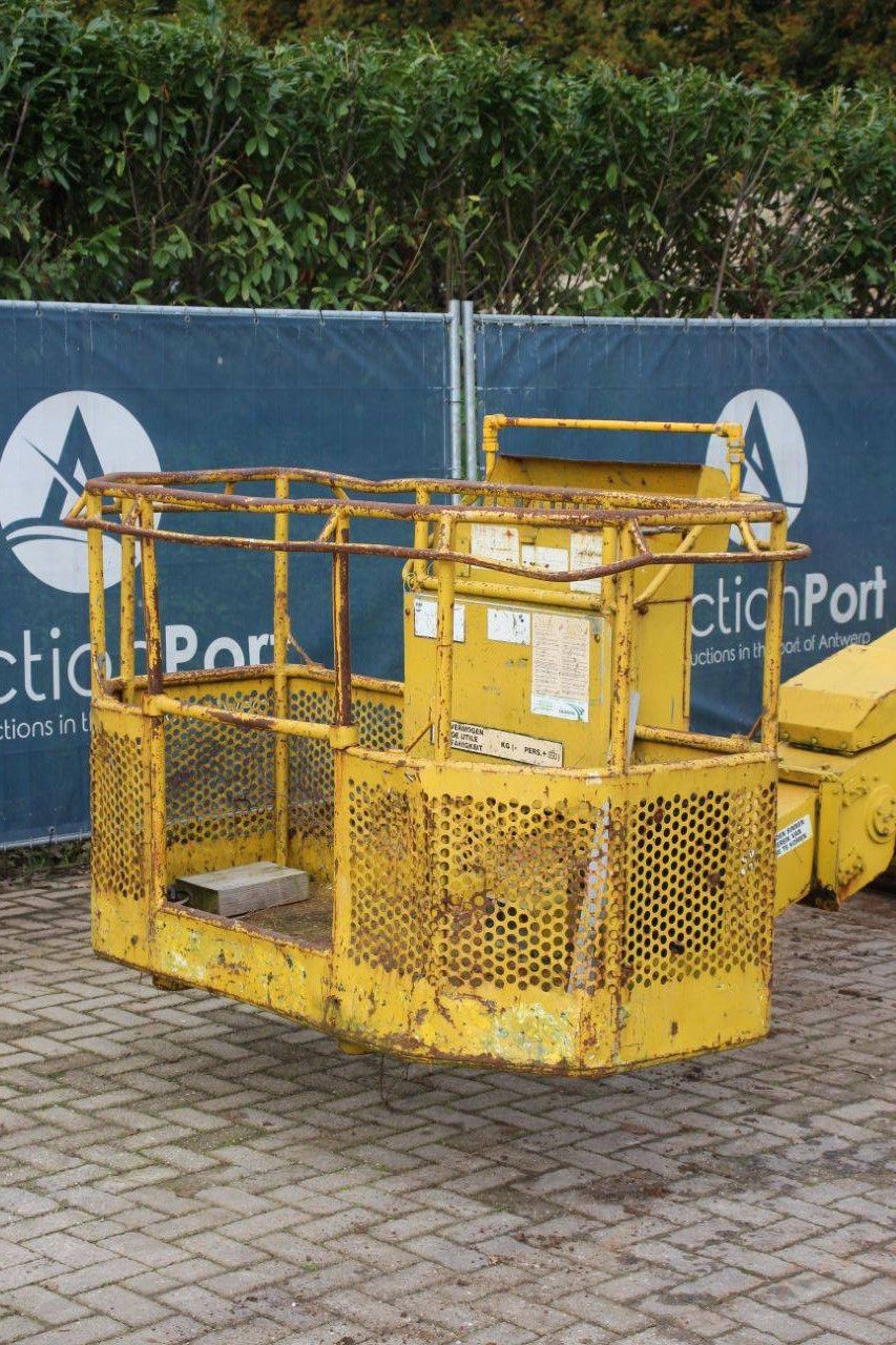 Teleskoparbeitsbühne Aichi SR123/ISF403 Diesel 14m 1999