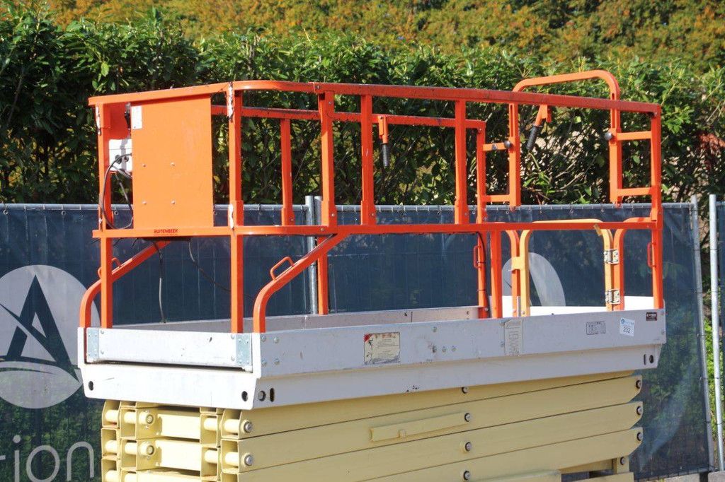 Scissor lift JCPT9.5 Electric 11.5m 2008