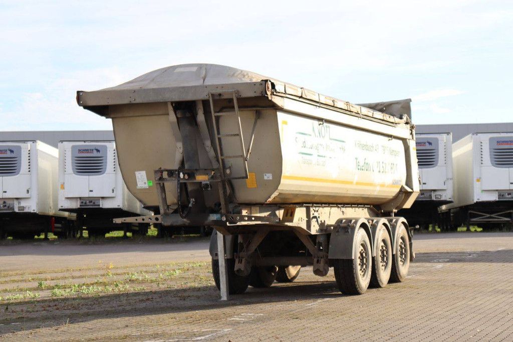 Tipper Semi-trailer Schmitz Cargobull SGF*S3 2016