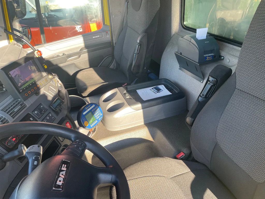 DAF CF 330 6x2 Vuilniswagen Geesink Norba GPM 4 Topstaat !! APK : 07/2026 !