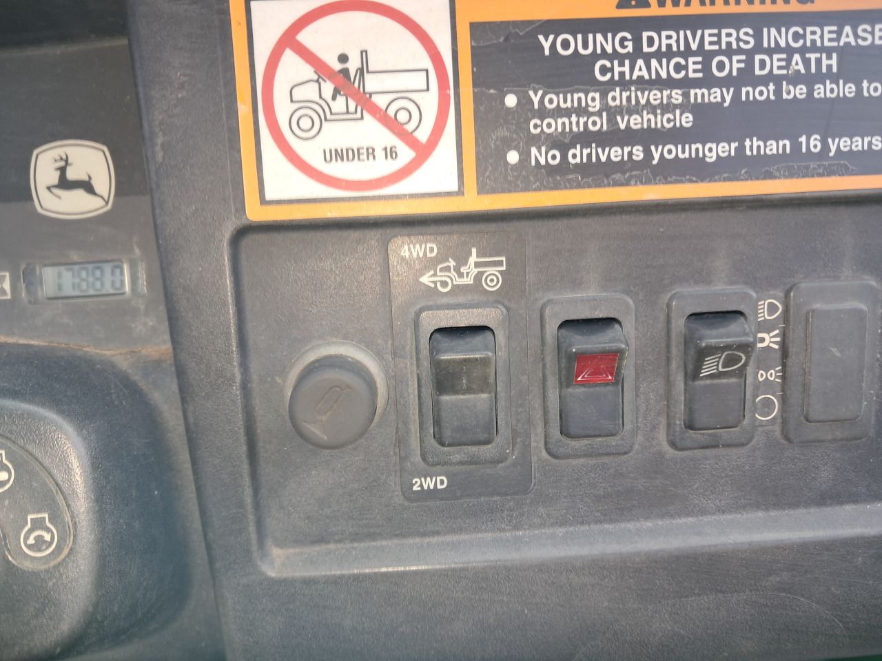 John Deere HPX / Gator / 4X4 / Diesel / Kiepbak