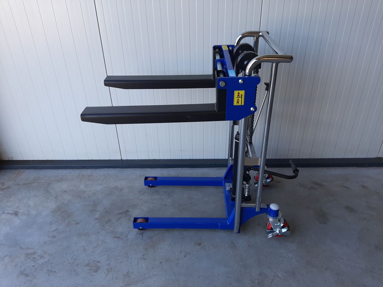 Lichtgewicht / mini stapelaar 850 mm 400 kg lepel lengte 64 cm