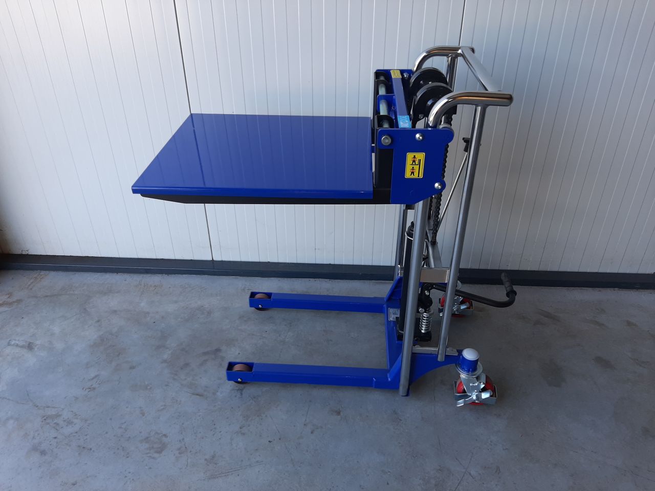 Lichtgewicht / mini stapelaar 850 mm 400 kg lepel lengte 64 cm