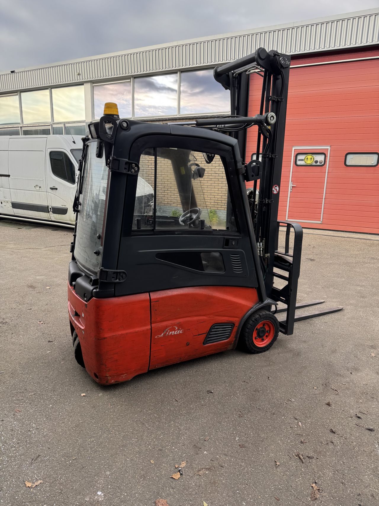 Linde E16 (2011) vorkenversteller 414cm freeliftmast